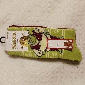 SHREK FROM DREAMWORKS CHRISTMAS CREW SOCKS 2 PAIR SET